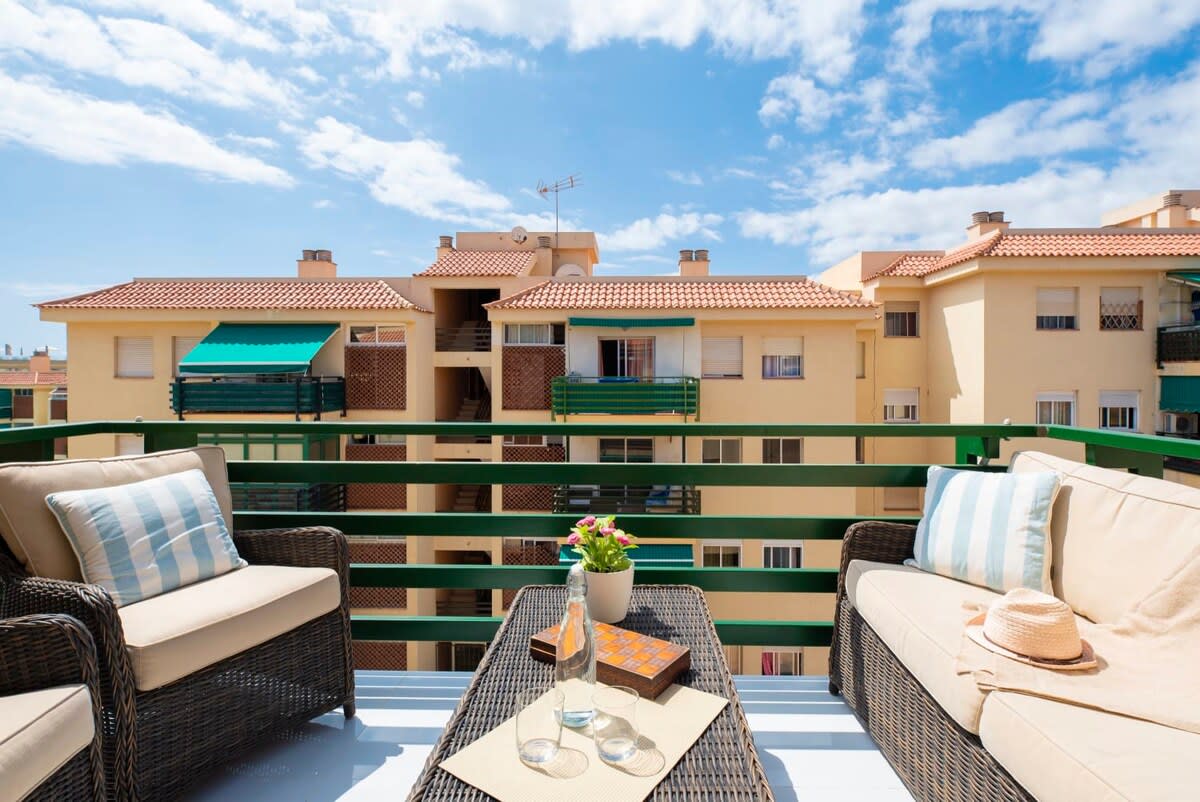 Terrace with Ocean, Pool & Mountain View, Sitting Area