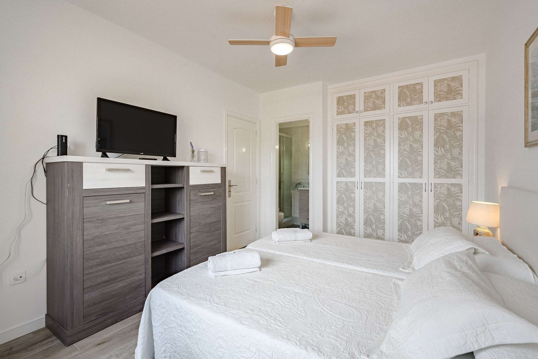Master Bedroom with En-Suite Bath, TV & Sonos Sound System