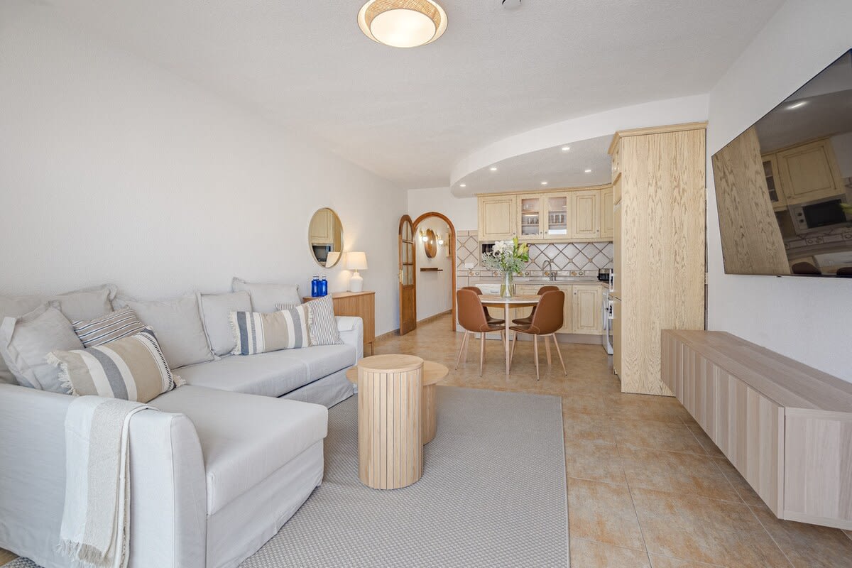 Living Room with Sitting & Dining Area, TV & AC