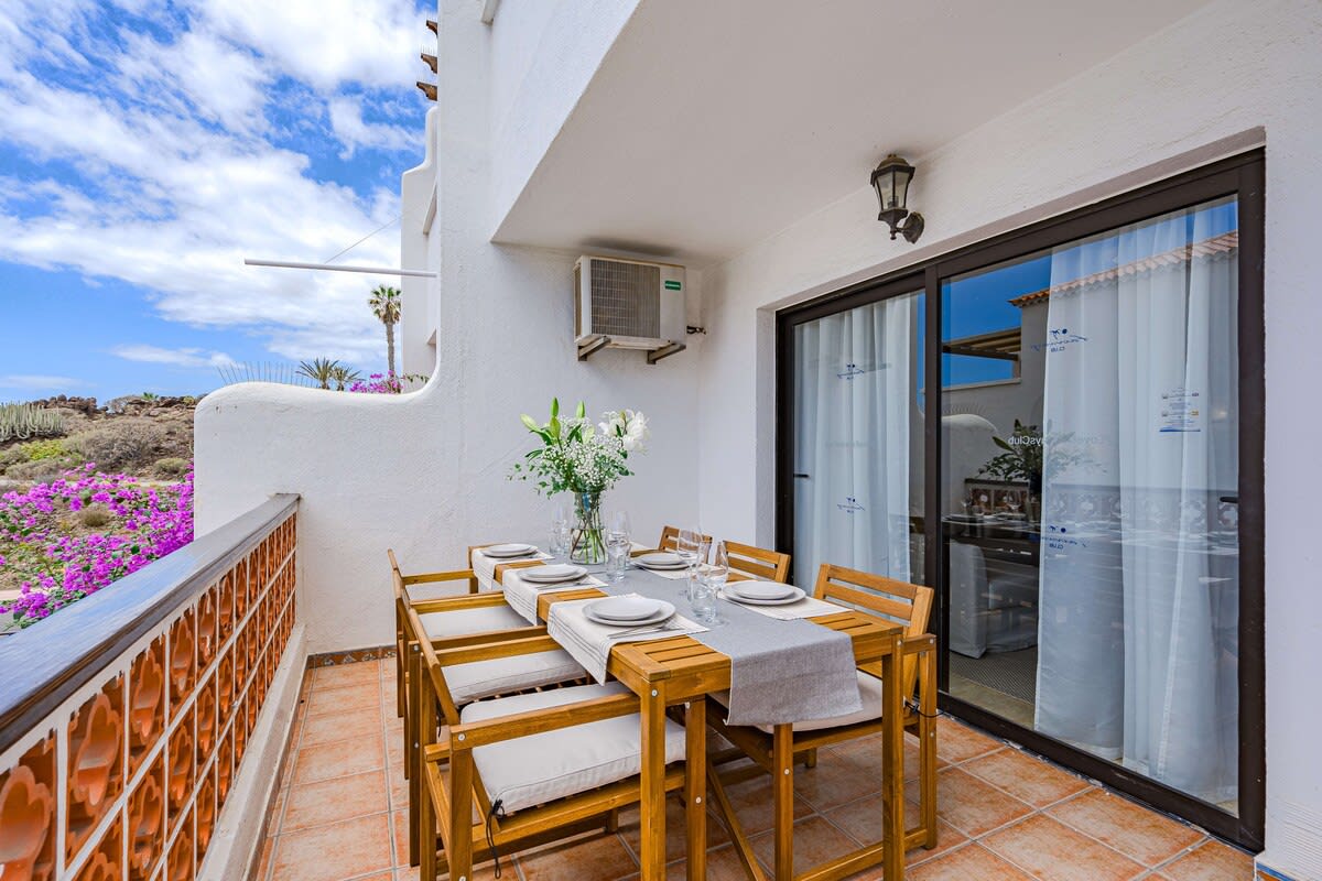 Terrace with Dining Area