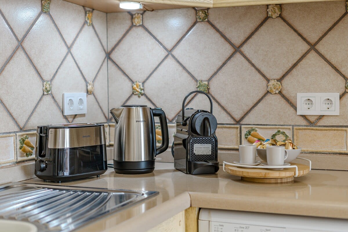 Fully Equipped Kitchen with All Appliances