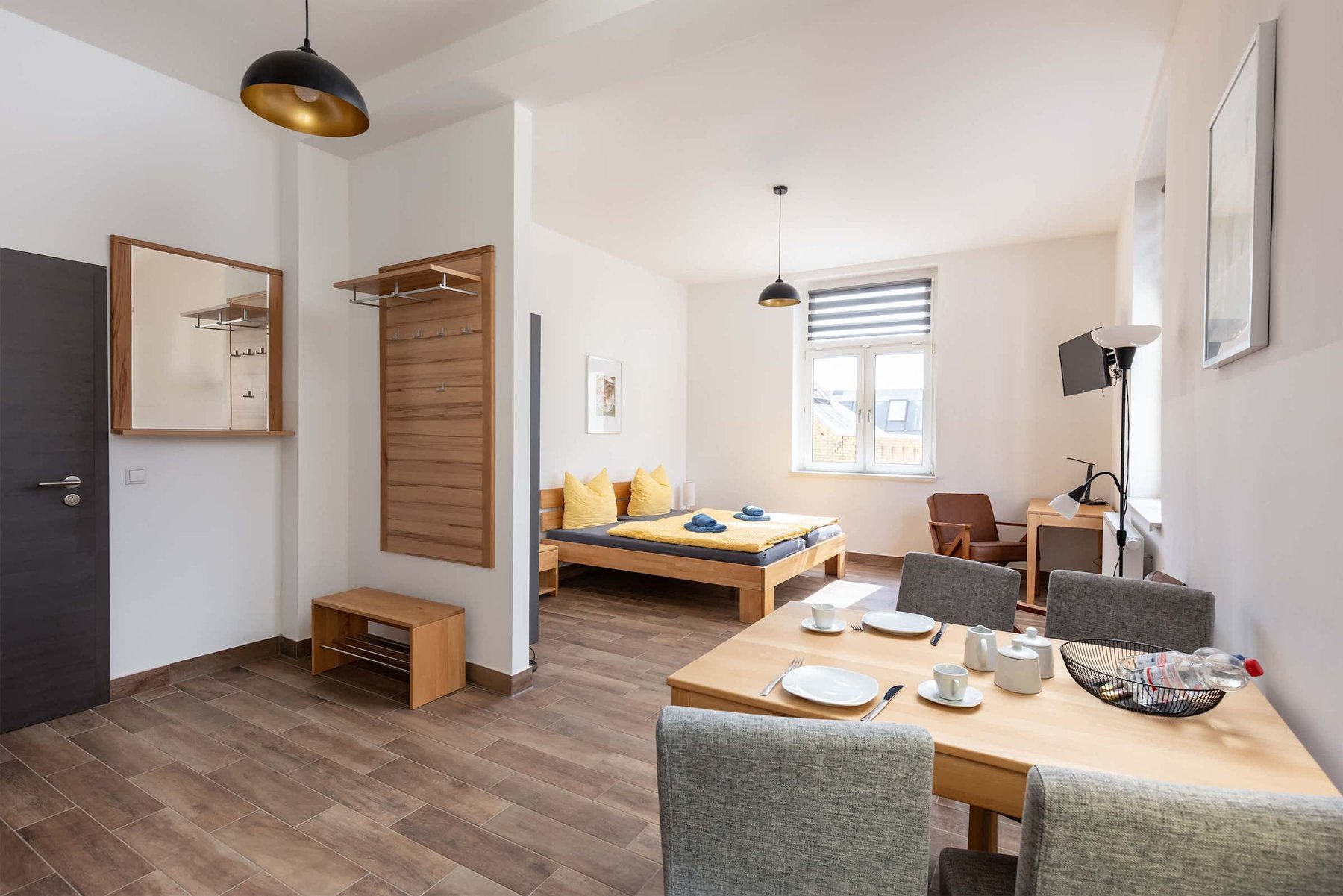 Dining & Sleeping Area