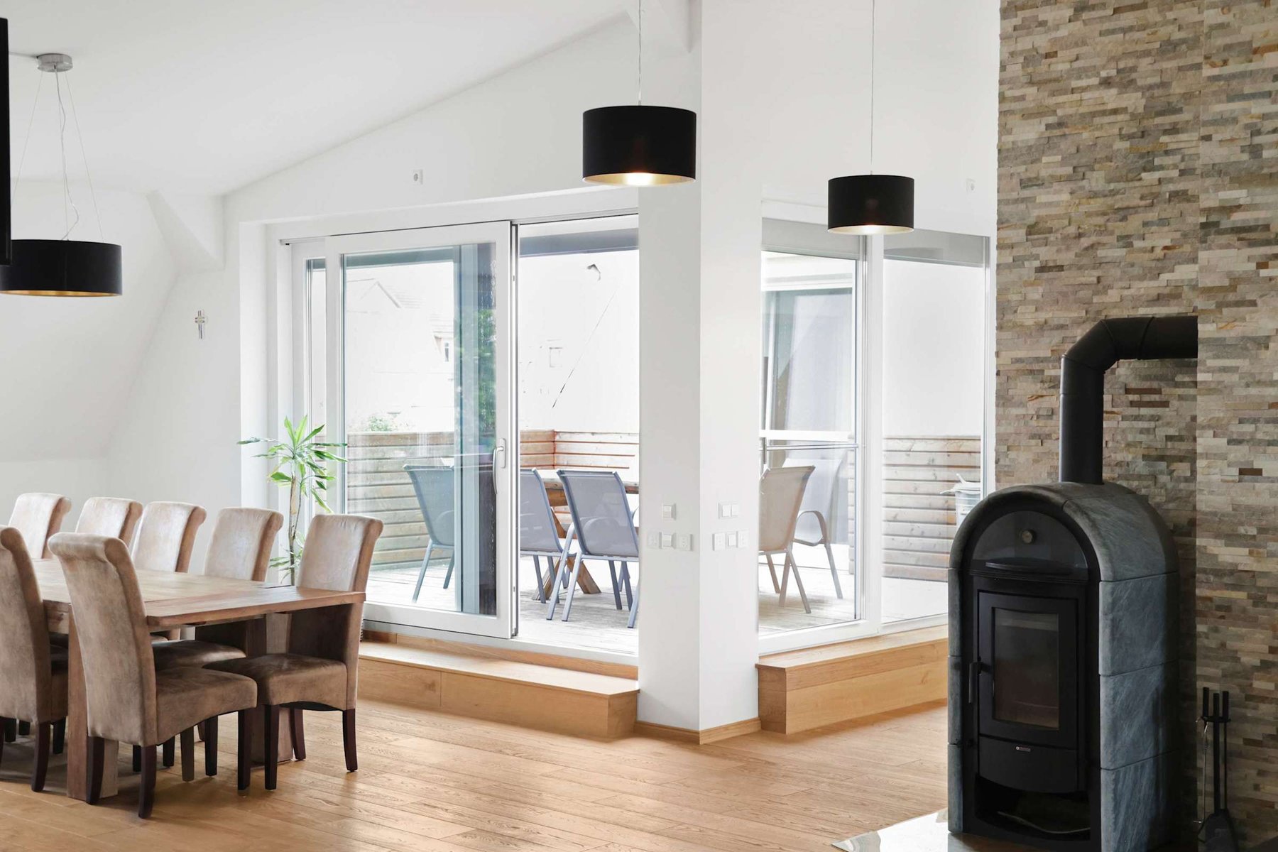 Cozy Dining Spot | Wood-Burning Stove, Outdoor Access & Warm Ambience