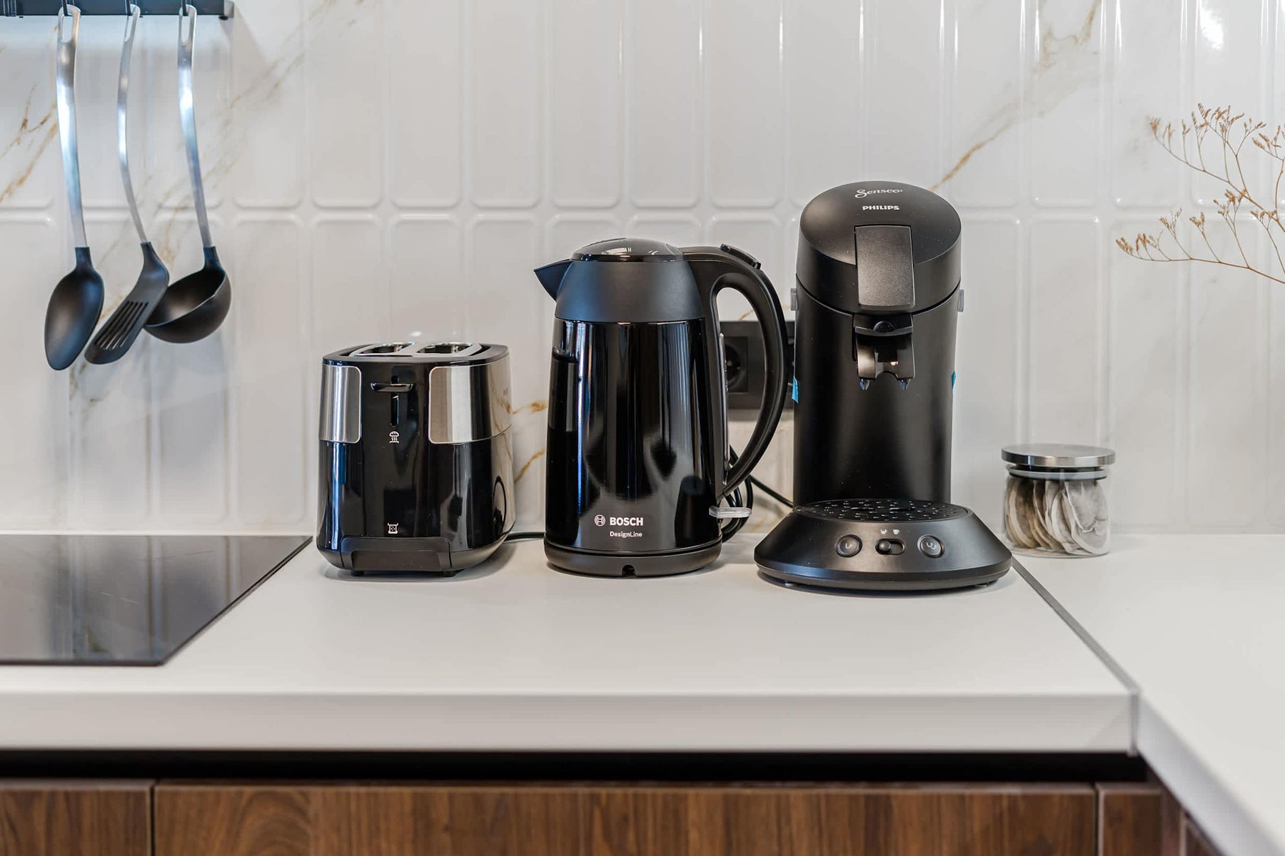 Morning Essentials Ready for You — Kettle, Toaster & Coffee Machine Set the Tone for Effortless, Easy Starts