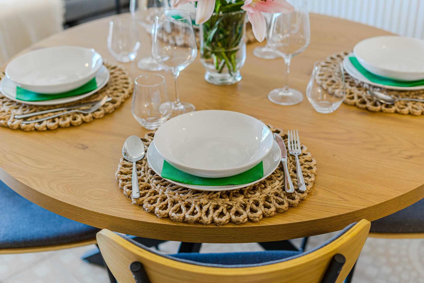 Handcrafted Place Settings with Natural Textures — Every Meal Feels Special Around This Warm, Welcoming Dining Table