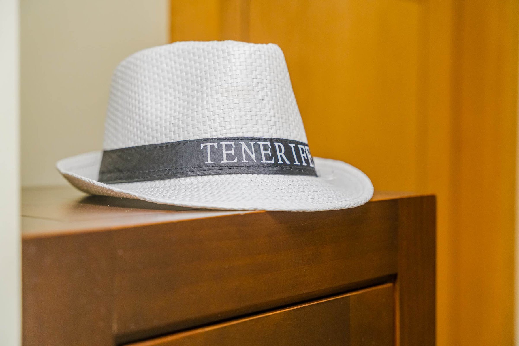 Tenerife Details That Inspire – Local-Style Hat as a Whimsical Decor Accent