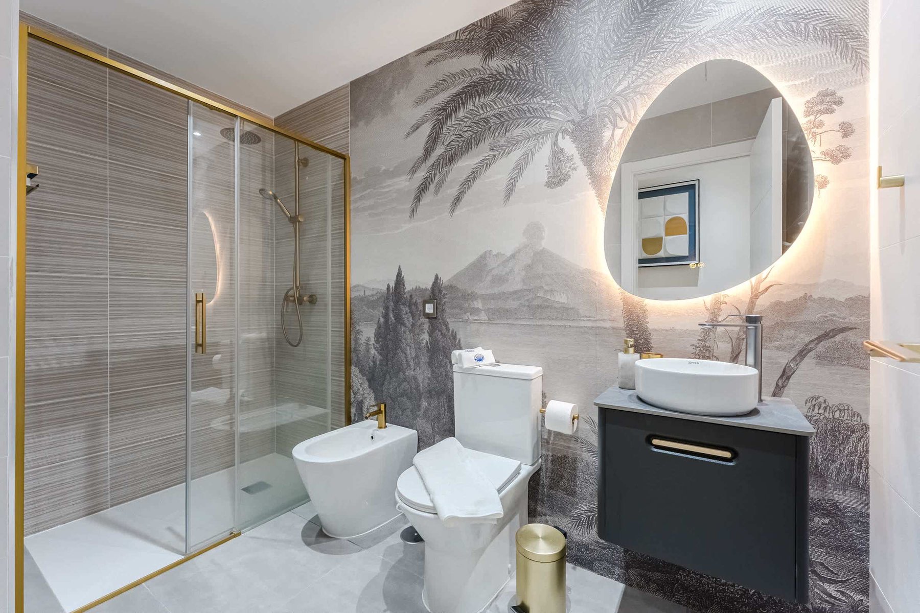 Elegant Bathroom with Walk-In Rainfall Shower and Artistic Wall Mural – Boutique Hotel-Inspired Design