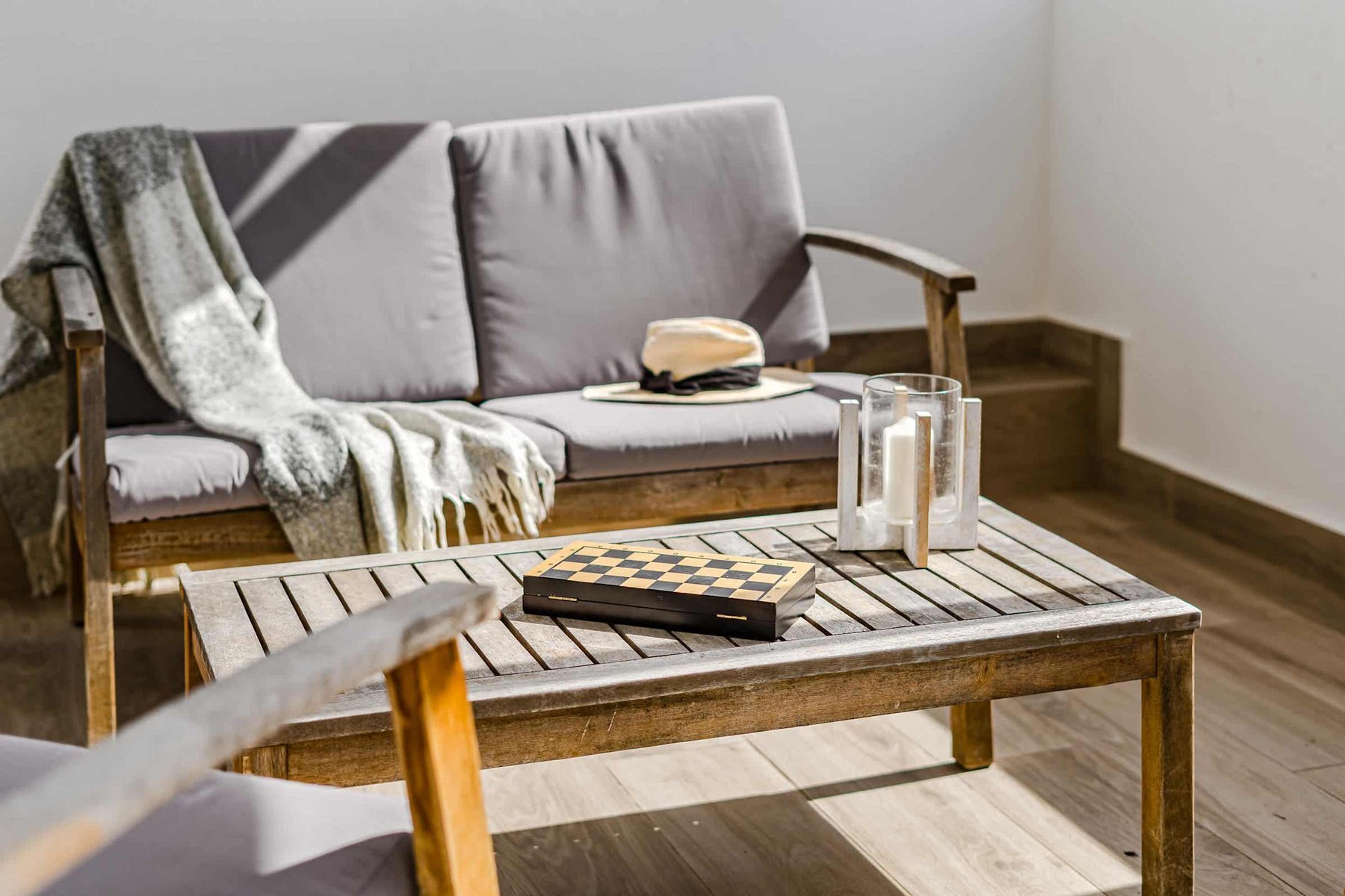 Relaxed Rooftop Lounge – Ideal for Lazy Afternoons or Stargazing Nights