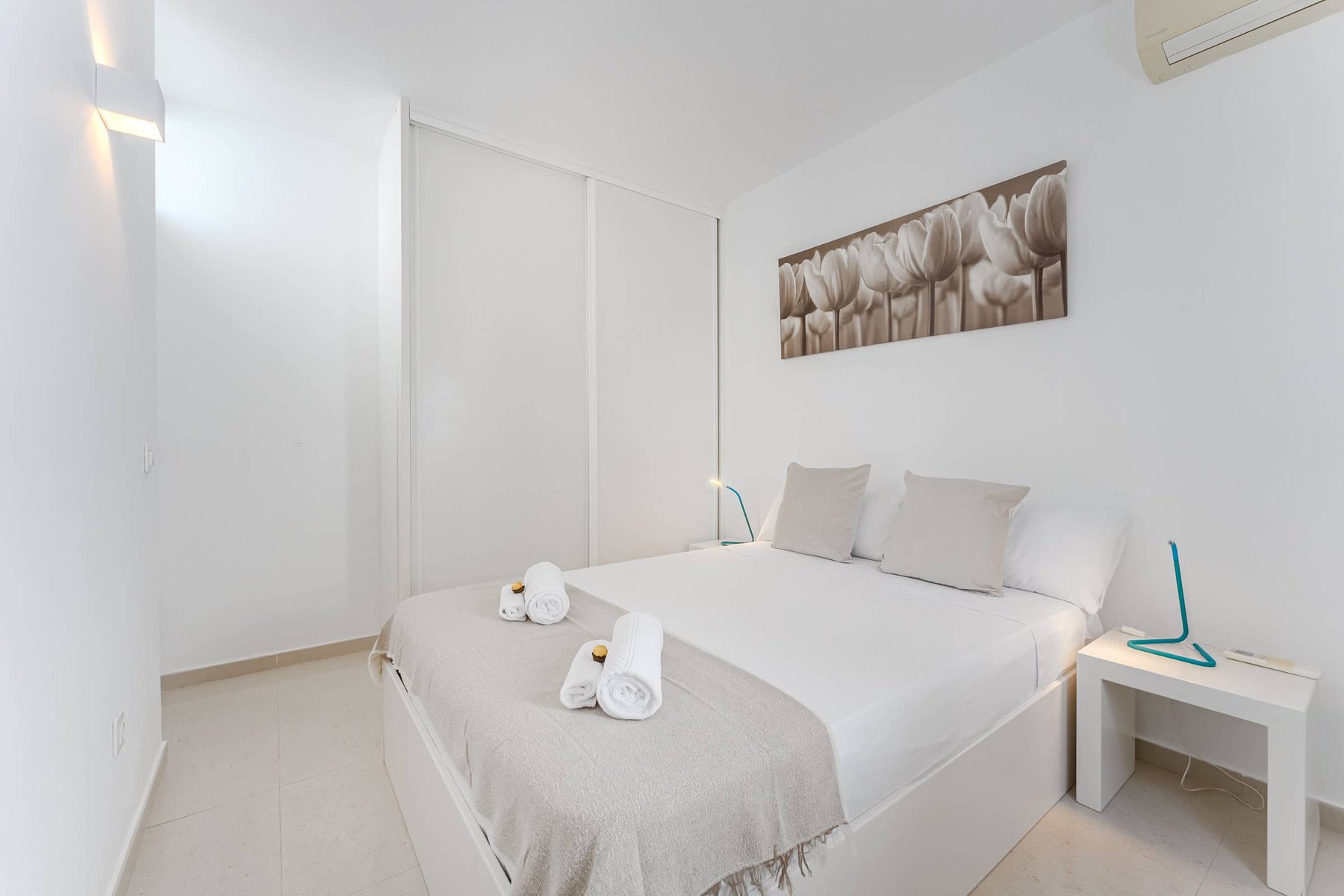 Second Bedroom with Double Bed, Wall Art and Built-In Wardrobe – A Stylish and Cozy Sleep Sanctuary