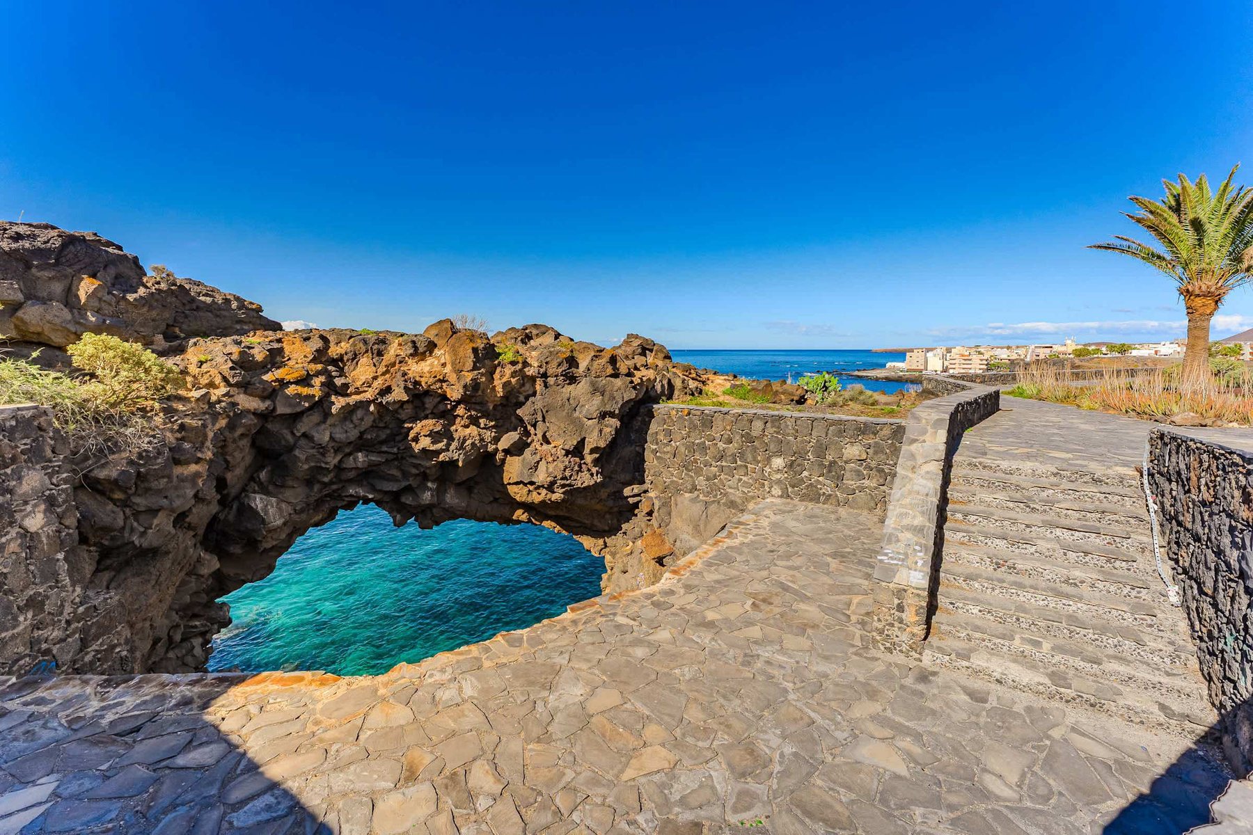 Atlantic View Premium Oceanfront Penthouse