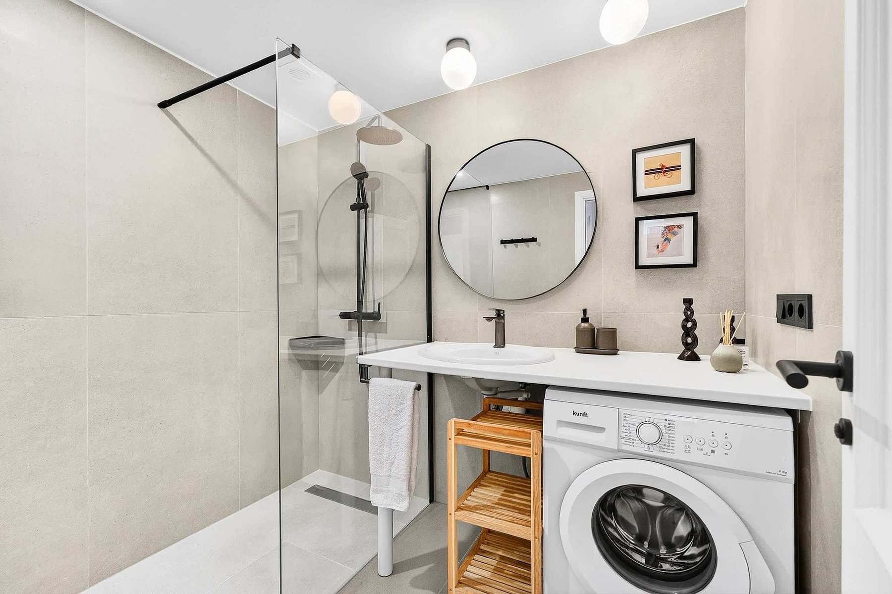 Contemporary Bathroom with Walk-In Rain Shower, Large Mirror & Washing Machine