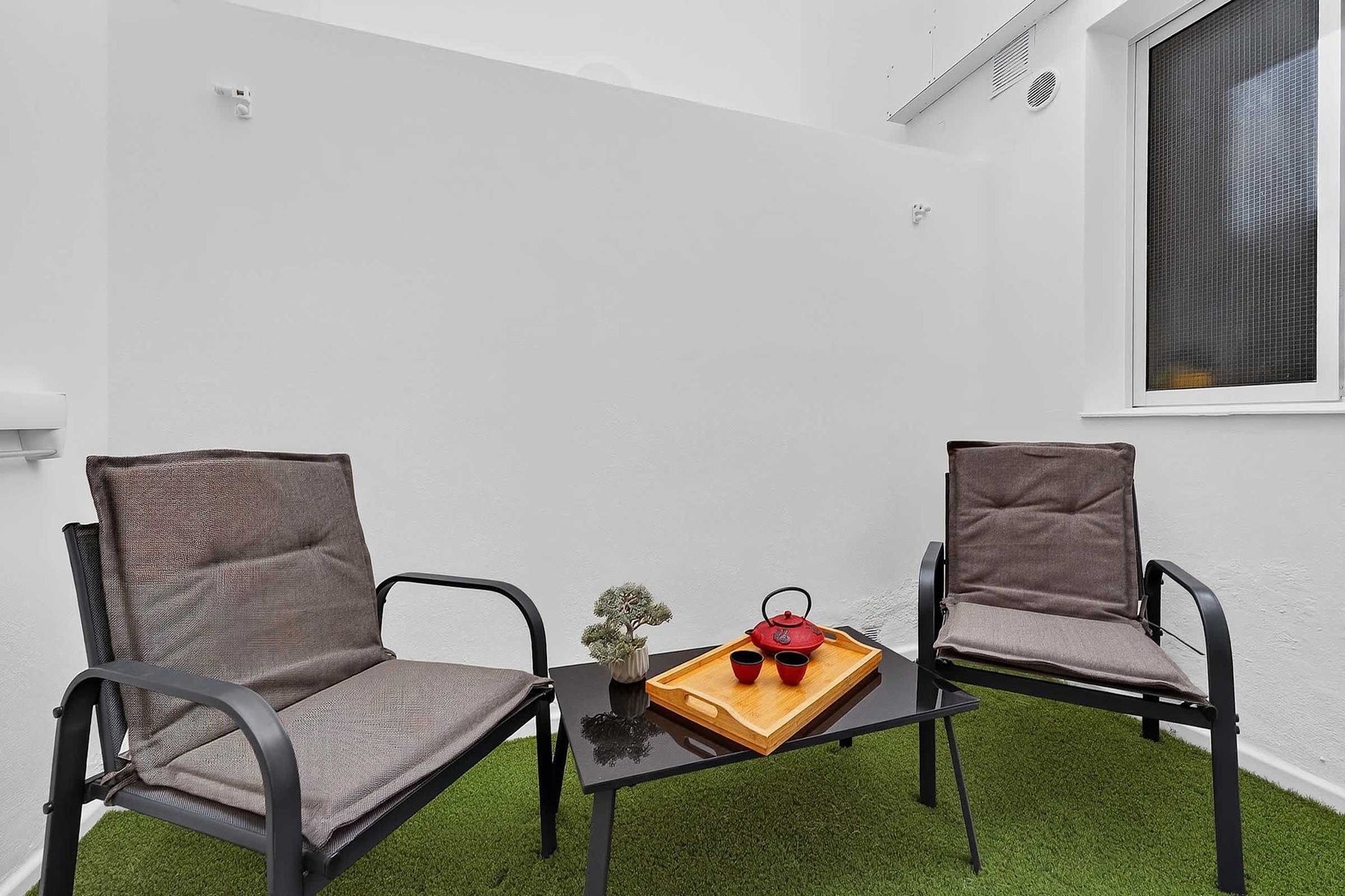 Inviting Courtyard Patio - A Peaceful Spot for Any Time of Day