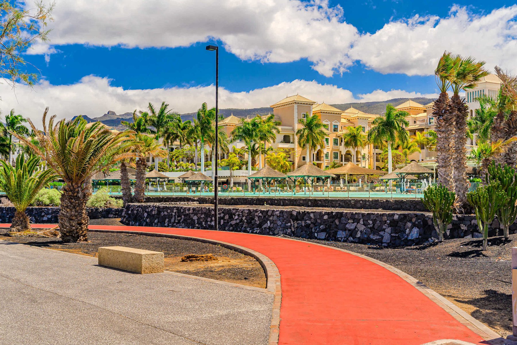 Resort Promenade & Palm Trees - Perfect for a Relaxing Walk or Morning Jog by the Ocean