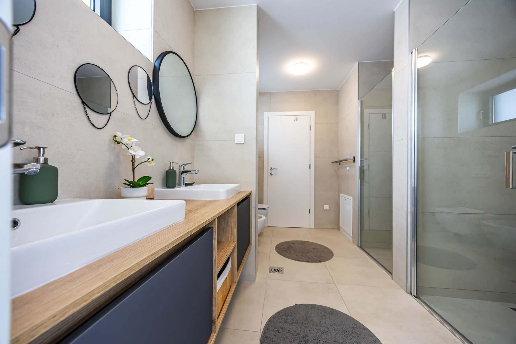 Jack-and-Jill Bathroom Connecting Both Upper Bedrooms