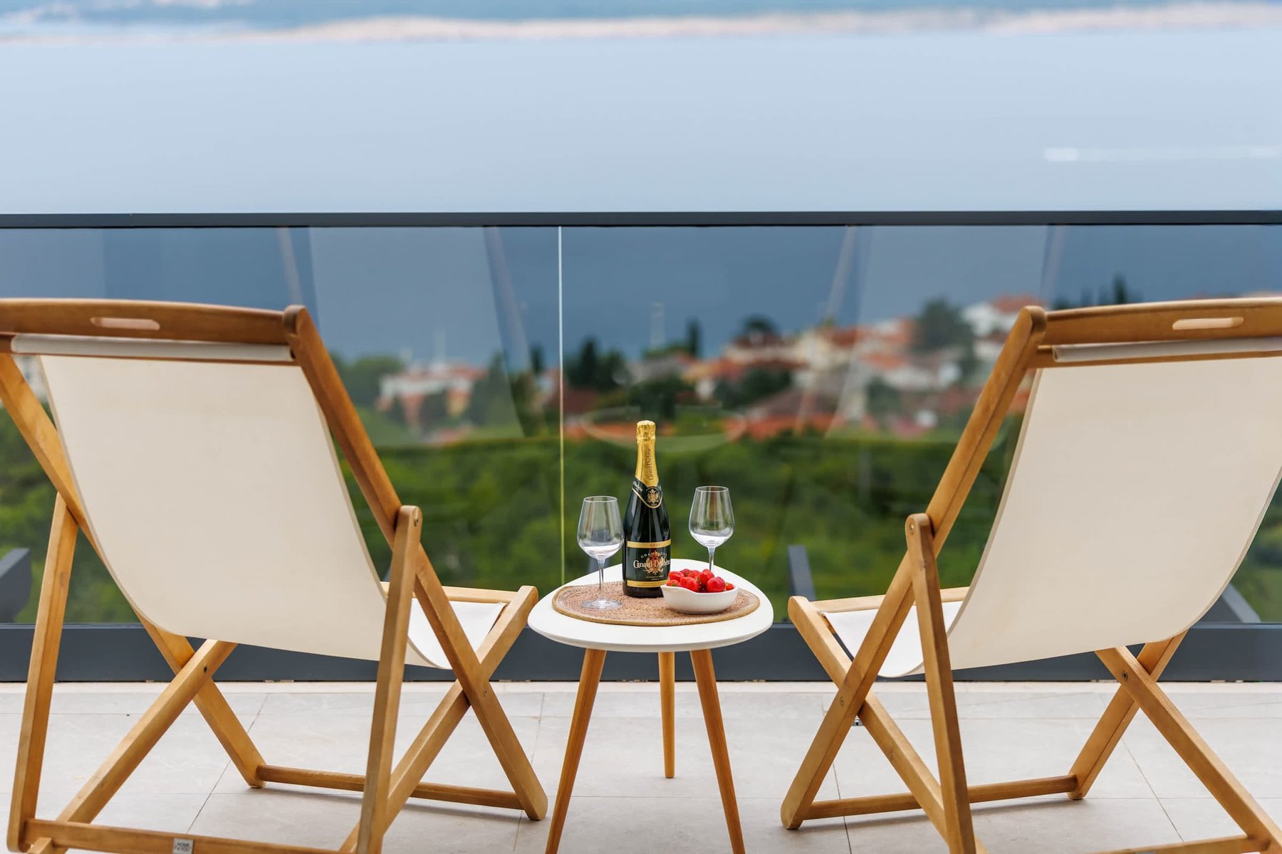 Sundowners on the Upper Terrace