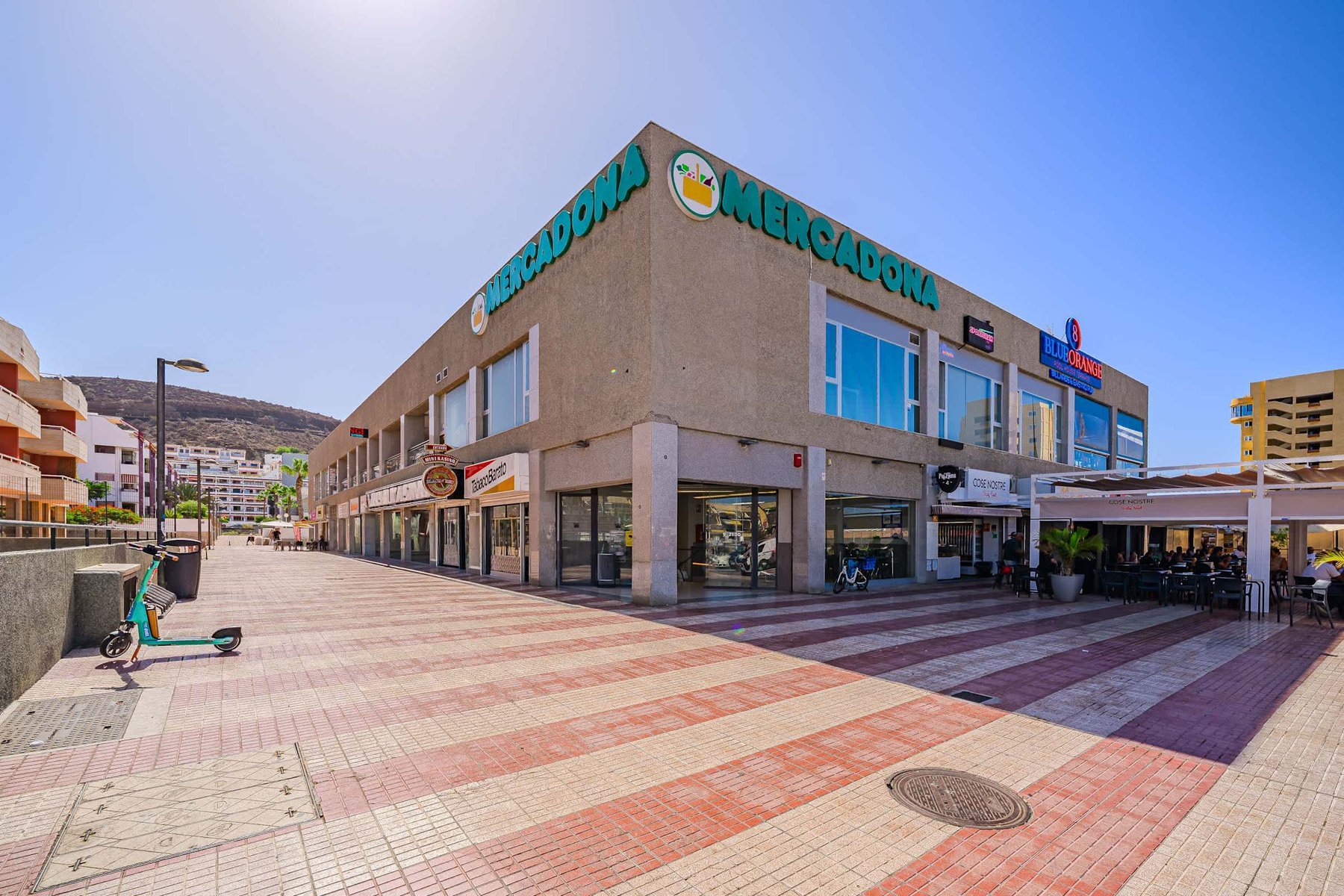 Local Shops Nearby