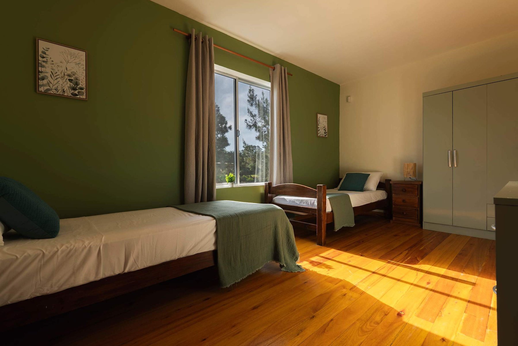 Twin Bedroom with Two Single Beds