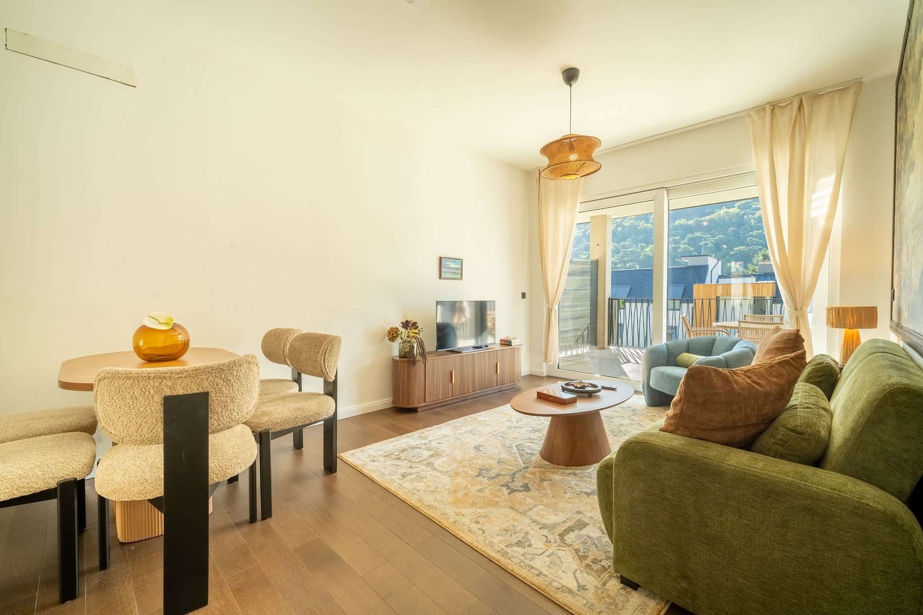 Living area with dining table